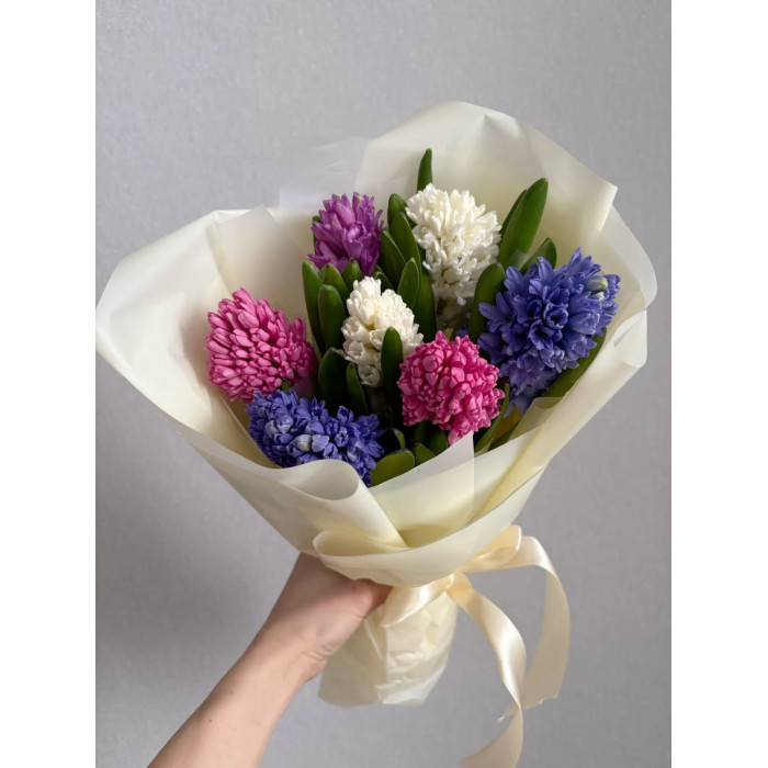 Гиацинты в Сарыагаше